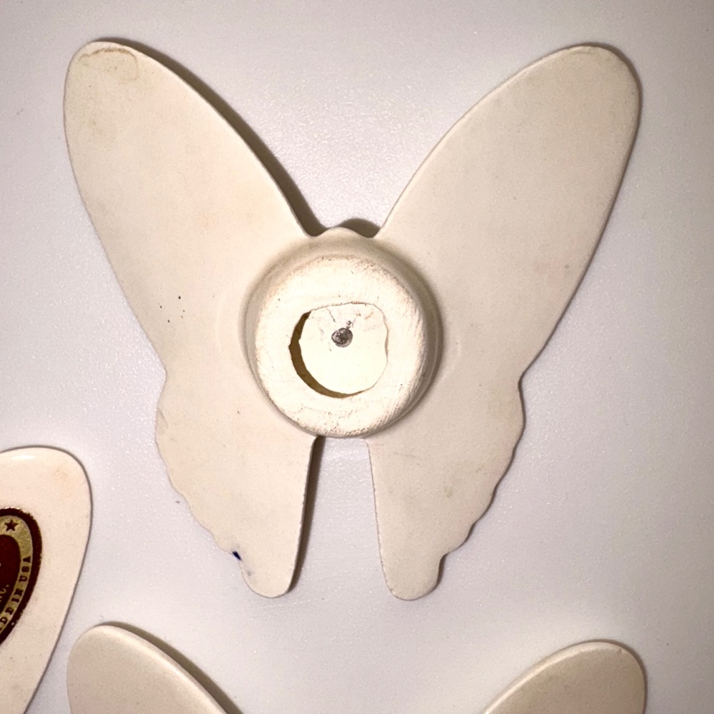 LASTING PRODUCTS Ceramic Butterflies w/Hand Painted Rose Floral Design Vintage - Picture 5 of 14